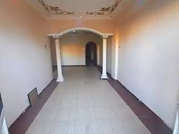 عقارات للبيع في شارع الاصدقاء، الهانوفيل، 100 متر