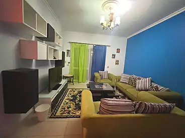 Apartments For sale in El Mostakbal St., Fourth Neighborhood, 72 sqm