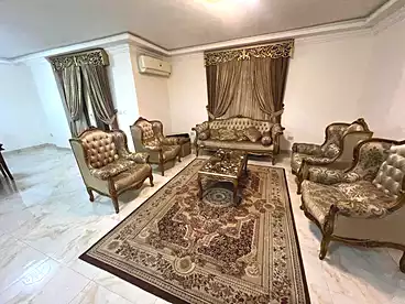 شقق مفروشة للإيجار في شارع محمد حسن بدران، المنطقة السادسة، 200 متر