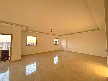 Roof For sale in El Gezira St., Southern Investors, 200 sqm