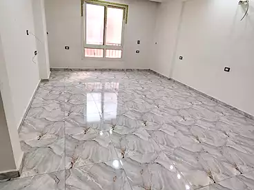 في شارع الهرم، الهرم، 140 متر