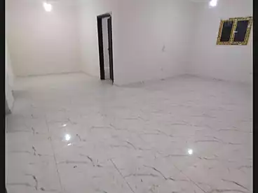شقق للإيجار في شارع المجزر الالي، اللبيني، 100 متر