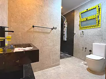 Properties For sale in Gamal Abdel Nasser St., Miami, 180 sqm