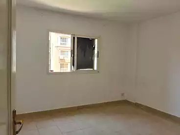 عقارات للبيع في طريق مدينتي، المنطقه الأولى عمارات، 109 متر