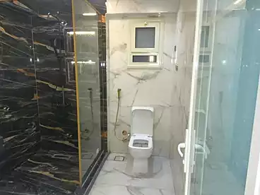 شقق للبيع في البيطاش، العجمي، 130 متر