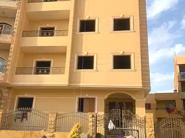 عمارات للبيع في حي النرجس، جنوب الأحياء، 640 متر