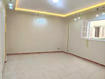 شقق للبيع في شارع خالد بن الوليد، سيدي بشر بحري، 130 متر