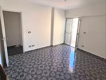 Apartments For rent in Gamal Abdel Nasser St., Victoria, 100 sqm