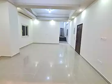 شقق للإيجار في شارع زيد بن حارثه، جنوب الاكاديميه (أ)، 200 متر