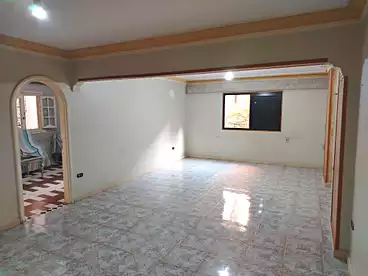 شقق للإيجار في شارع متحف المطريه، النعام، 135 متر