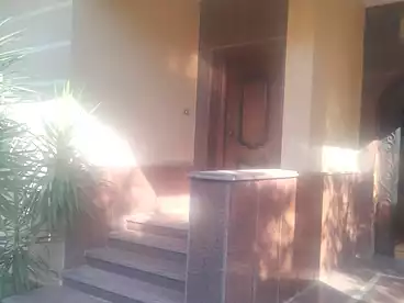 Apartments For sale in Neighborhood 11th, West Somid, 254 sqm