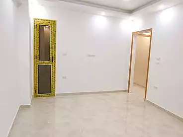 شقق للبيع في البيطاش، العجمي، 130 متر