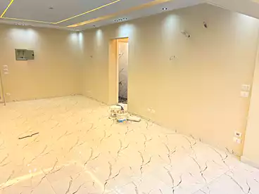 عقارات للإيجار في شارع مصطفى النحاس، مدينة نصر، 200 متر