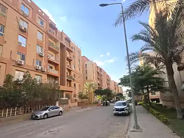 Roof For sale in Degla Gardens Compound - Memaar Al Morshedy, Compounds in Hadayek October, 160 sqm