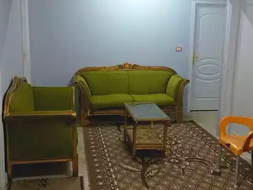 Apartments For sale in Mecca El Mokarrama St., Neighborhood 7th, 300 sqm