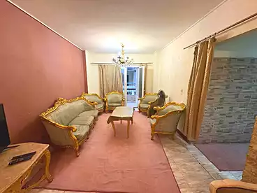 شقق للبيع في اللبيني، فيصل، 100 متر