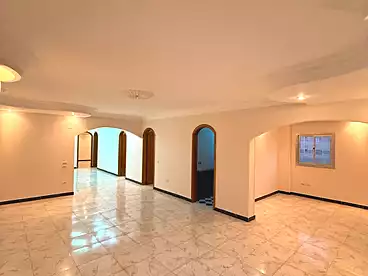 Apartments For sale in Street 9, Al Hadaba Al Olya, 170 sqm