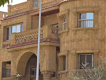 دور كامل للبيع في شارع بدر-خان علي، النرجس 1، 425 متر