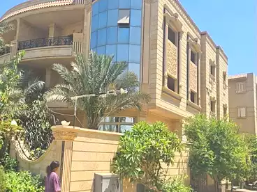 فلل للبيع في شارع سليمان عزبي، النرجس 3، 1000 متر