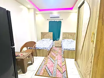 في شارع المعهد، الحي الأول، 70 متر