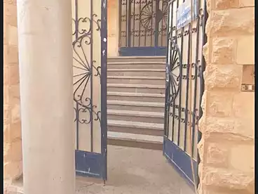 عقارات للإيجار في المجاورة الأولى، الحي الرابع، 100 متر