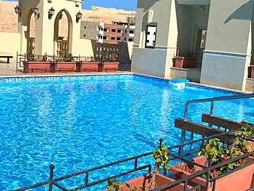 عقارات للإيجار في كورنيش الغردقة، البحر الأحمر، 75 متر