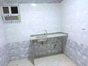 شقق للإيجار في شارع 27، النزهة 2، 130 متر