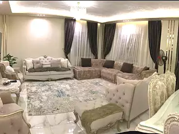 For sale in Abo El Hawl 3, Gardenia Heights - Abo El Hawl, 200 sqm