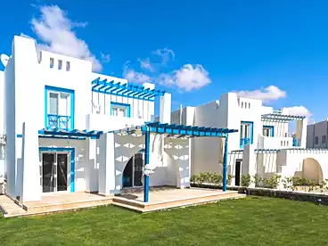 عقارات للبيع في منتجع سيزن - القمزي، منتجعات الساحل الشمالى، 350 متر