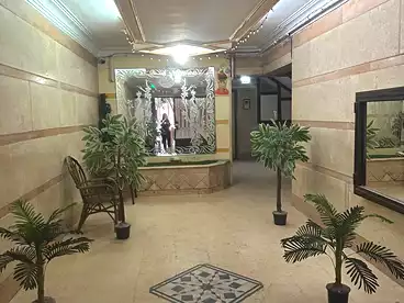 Apartment For sale in Abdallah Ibn El Taher St., 6th Zone, 170 sqm