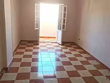 Apartments For rent in Kasr Al Quiri St, El Hanouvel, 80 sqm