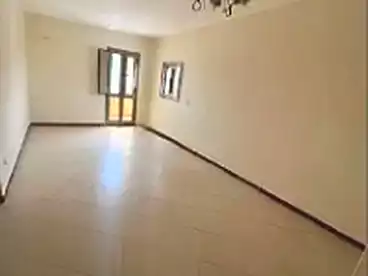عقارات للإيجار في جناكليس، الاسكندرية، 130 متر