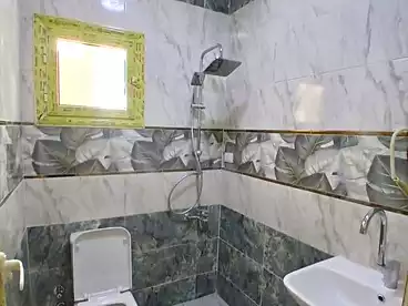 شقق للبيع في شارع الزهور، البيطاش، 120 متر