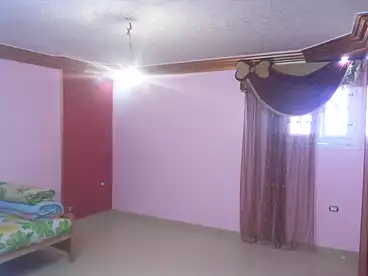 سكني للإيجار في شارع الزهراء، عين شمس الشرقية، 120 متر