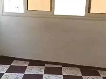 شقق للإيجار في شارع وفيق عباس، النعام، 100 متر