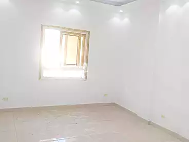 عقارات للبيع في محرم بك، الاسكندرية، 100 متر