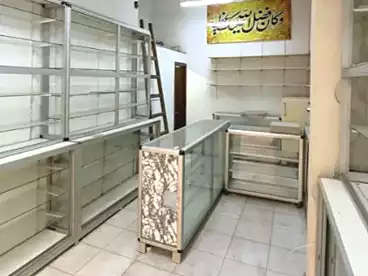 صيدليات للبيع في شارع حسن محمد، فيصل، 30 متر