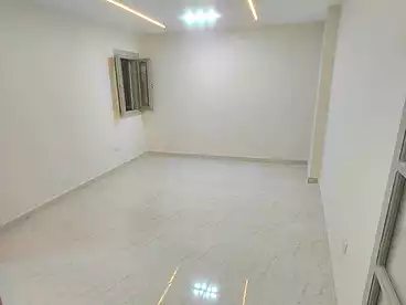 عقارات للبيع في شارع جمال عبد الناصر، العصافرة، 130 متر