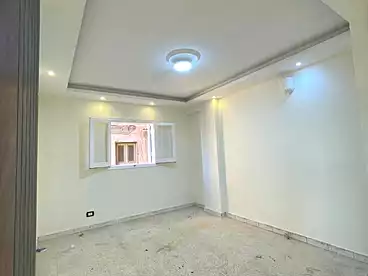 عقارات للبيع في شارع مصطفي كامل، السيوف، 100 متر