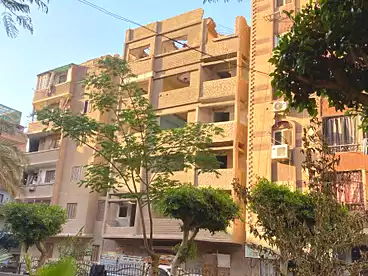 Building For sale in Ain Shams, Greater Cairo, 180 sqm