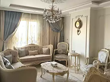 شقق للبيع في محرم بك، الاسكندرية، 135 متر