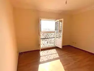 عقارات للإيجار في سبورتنج، الاسكندرية، 230 متر
