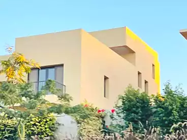 في المجاوره الأولى، غرب سوميد، 212 متر