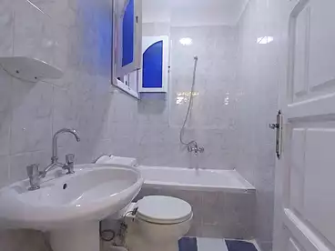 Apartments For sale in Shatee El Nakheel, Al Agamy, 90 sqm