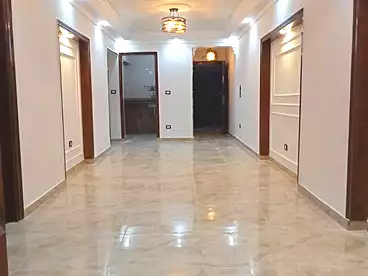 شقق للبيع في شارع محمود العيسوي، ميامي، 100 متر