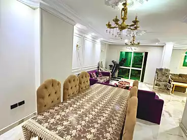 شقق للبيع في شارع المجزر الالي، اللبيني، 280 متر