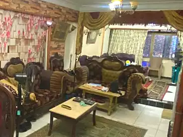 شقق للبيع في البيطاش، العجمي، 120 متر