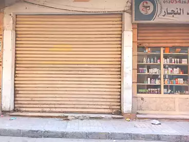 محلات للبيع في البيطاش، العجمي، 30 متر