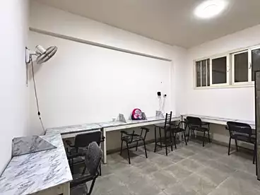 Administrative For sale in El Sagh Mohamed Abd El Salam St., Sidi Beshr Bahri, 100 sqm