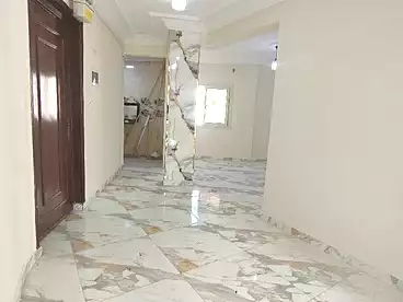 شقق للبيع في شارع محمود العيسوي، ميامي، 100 متر